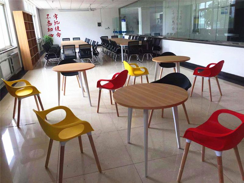 4308兵工廠休息區辦公桌