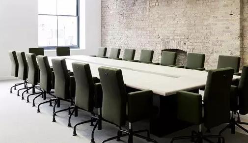 青島技術(shù)開(kāi)發(fā)公司定做辦公桌椅